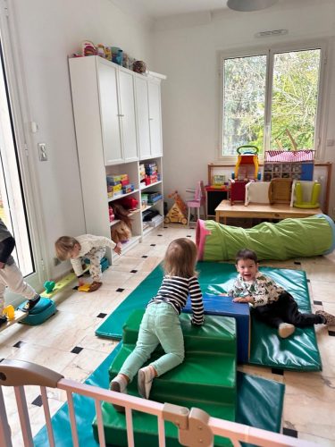 04d44296-e4d8-40d0-bd88-c8f0f7b48b0b