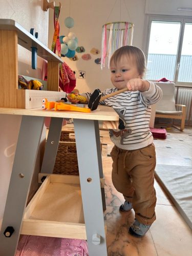 1437337a-385d-49a6-ab8b-5791d8d2810c-1