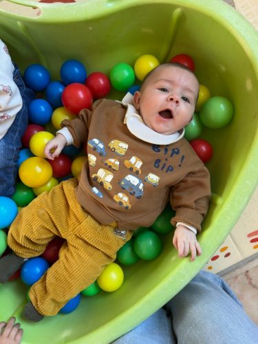 fb917c49-18e3-4425-a4e5-1e8ba0222c2d